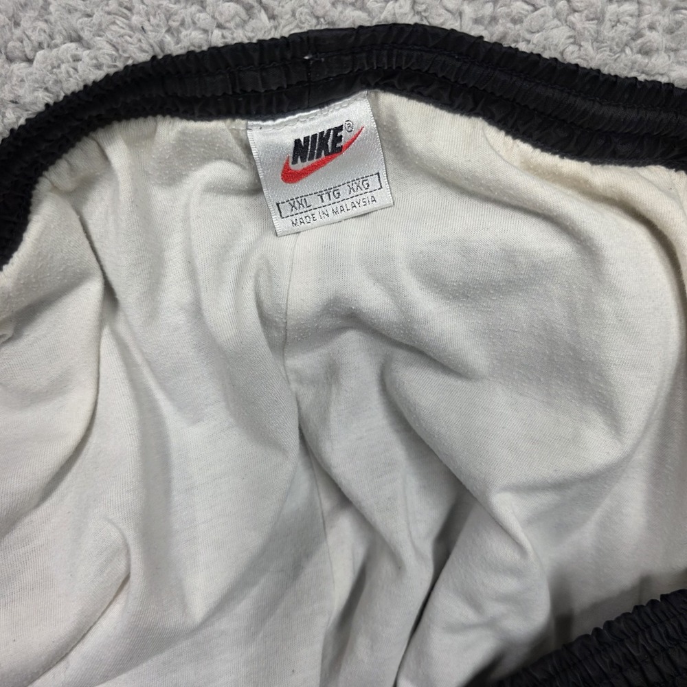Nike Track Windbreaker Pants Mens XXL Baggy Hip Hop Utility Y2K Wide Vintage - Picture 4 of 14